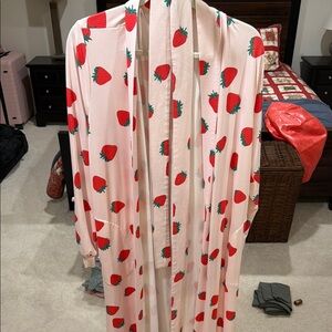 Strawberry Print robe
